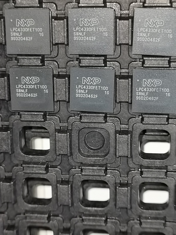 LPC4330FET100    BGA100   Ολοκαίνουργιος αρχικός αχρησιμοποίητος μικροελεγκτών ολοκληρωμένου κυκλώματος τσιπ ολοκληρωμένων κυκλωμάτων