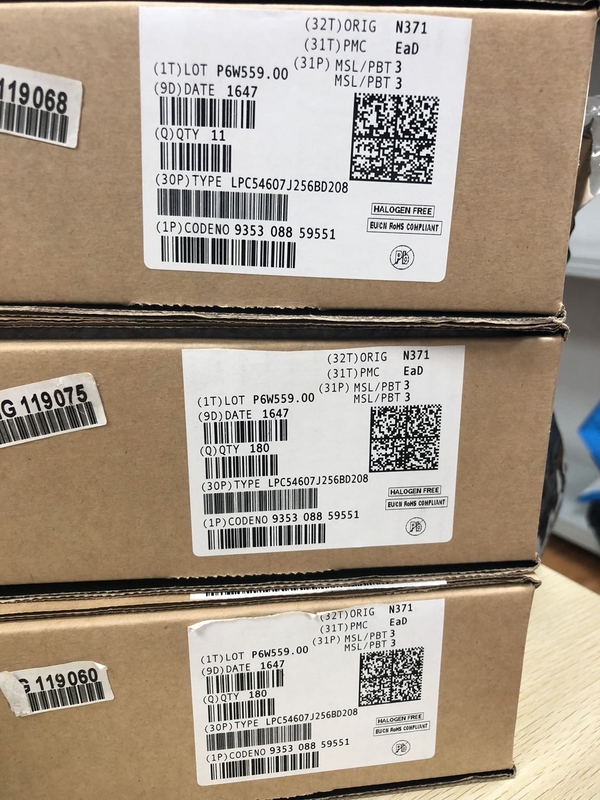 LPC54607J256BD208E    LQFP208   Ολοκαίνουργιος αρχικός αχρησιμοποίητος μικροελεγκτών ολοκληρωμένου κυκλώματος τσιπ ολοκληρωμένων κυκλωμάτων